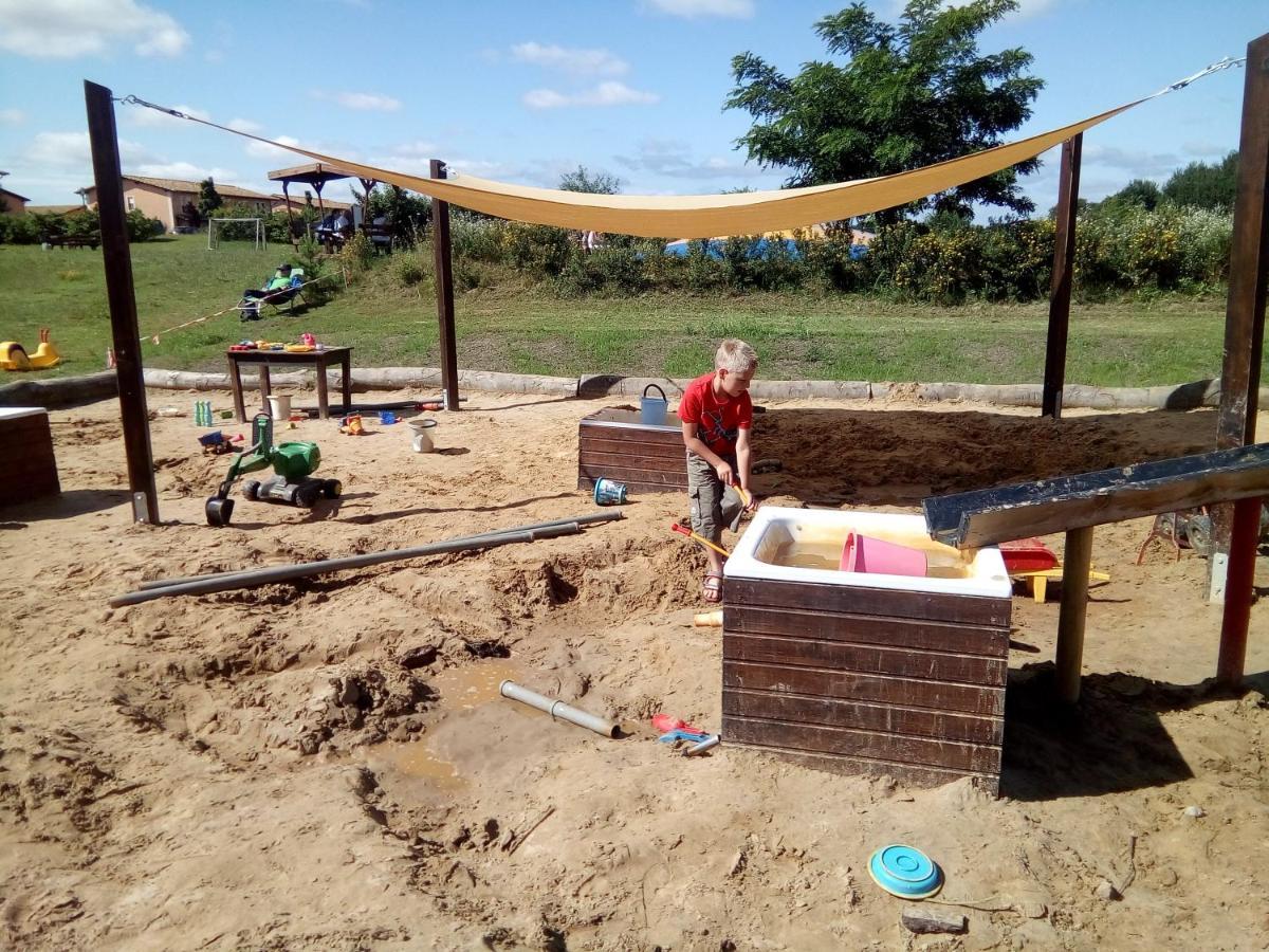 Ferienpark Templin Direkt Neben Der Naturtherme Luaran gambar