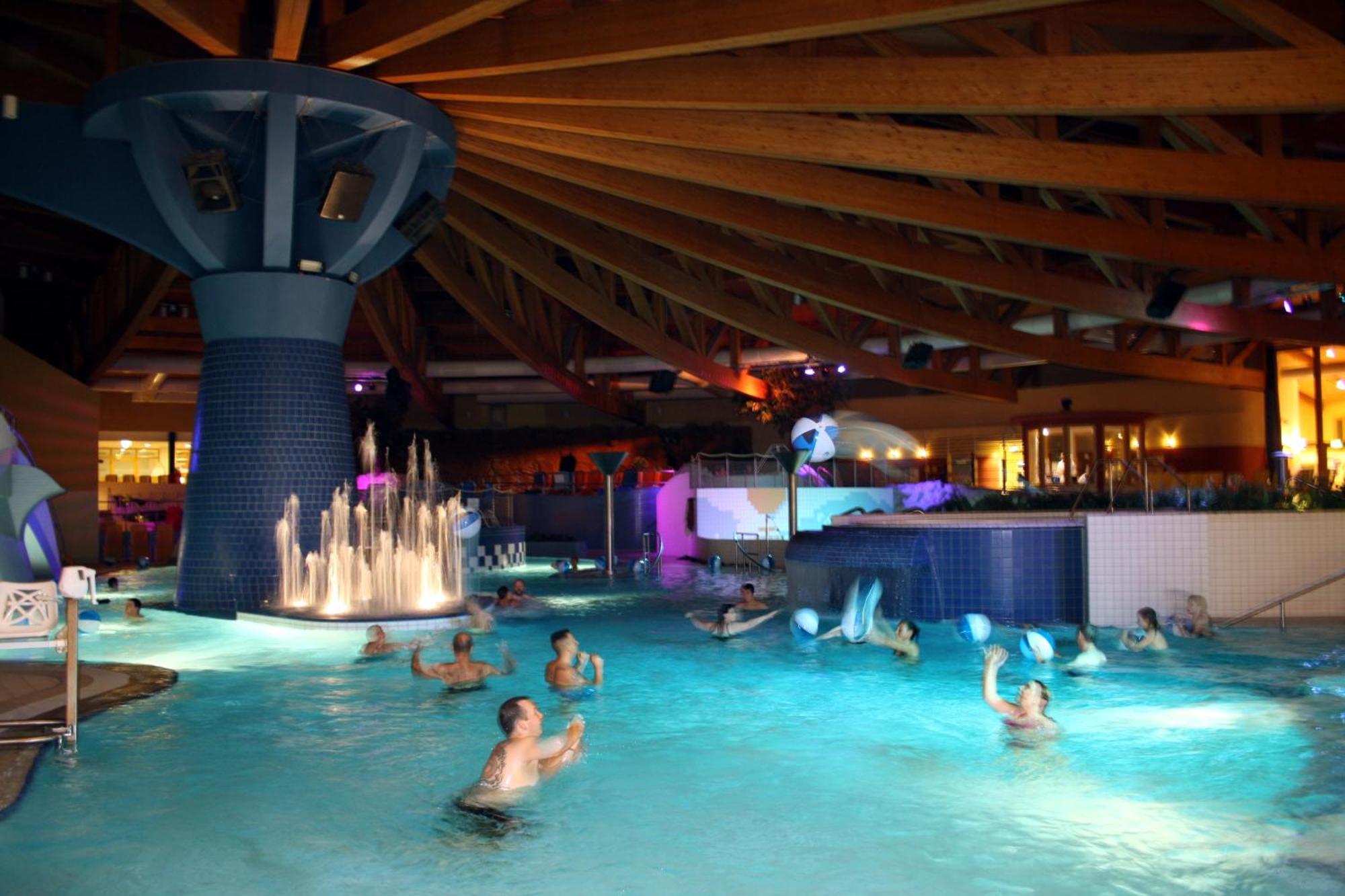 Ferienpark Templin Direkt Neben Der Naturtherme Luaran gambar